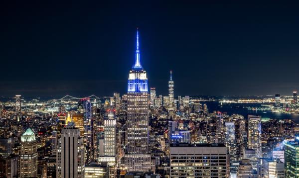 Empire State Building in Israeli colors.