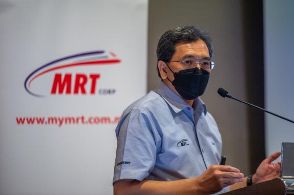 MRT公司首席执行官拿督莫哈末扎里夫哈希姆此前表示，环线将于2028年开始分阶段运营，预计到2030年全面运营。 — 图片来源：Shafwan Zaidon